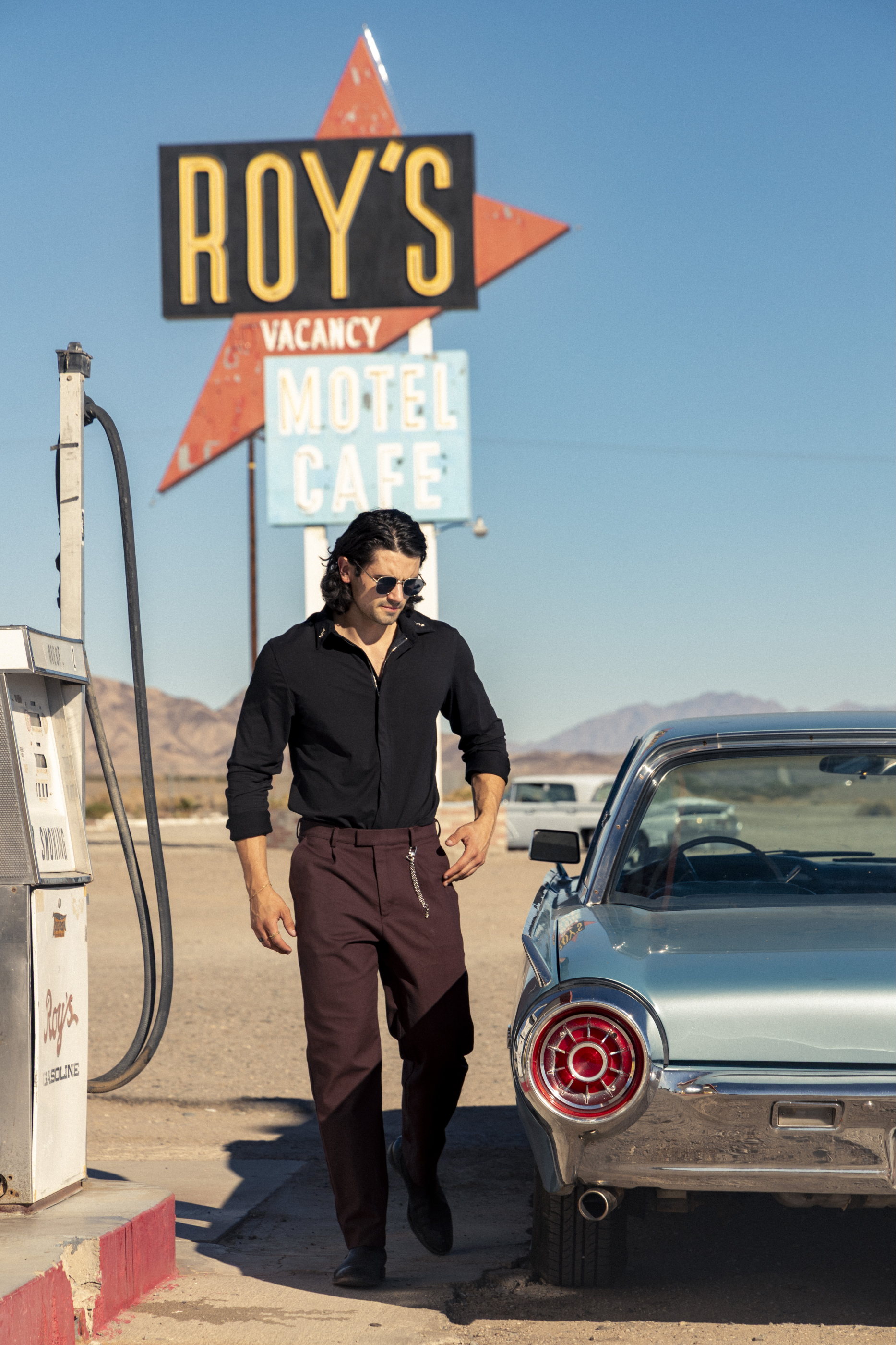 The Perfect Dress Shirt - Black Out