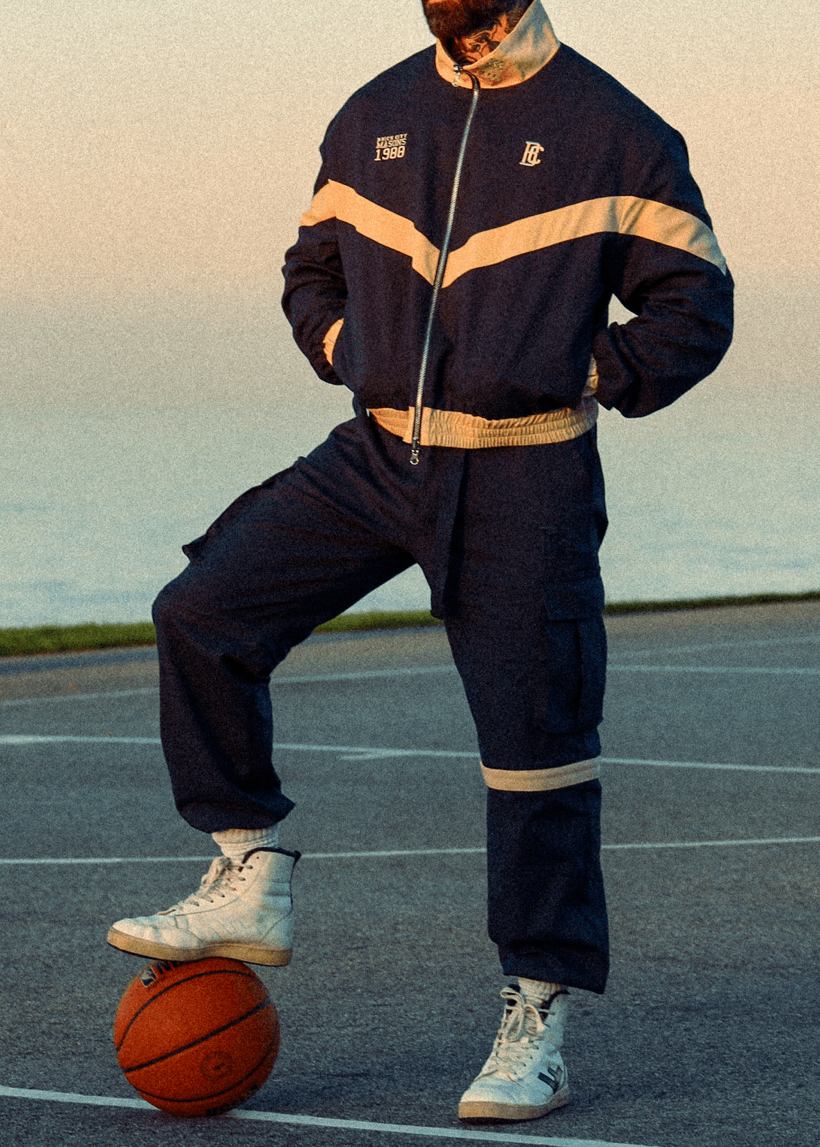 BCM Commissioner Cargos - Navy